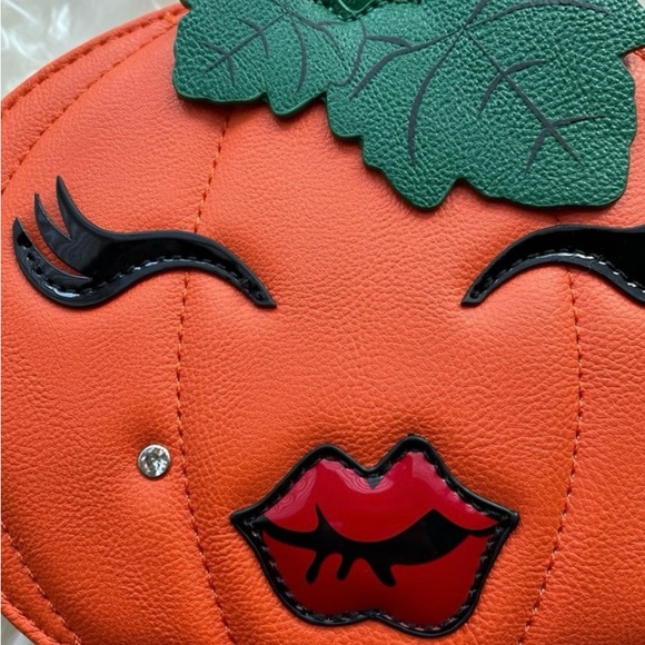 Betsey Johnson Pumpkin Crossbody - Picture 2 of 3